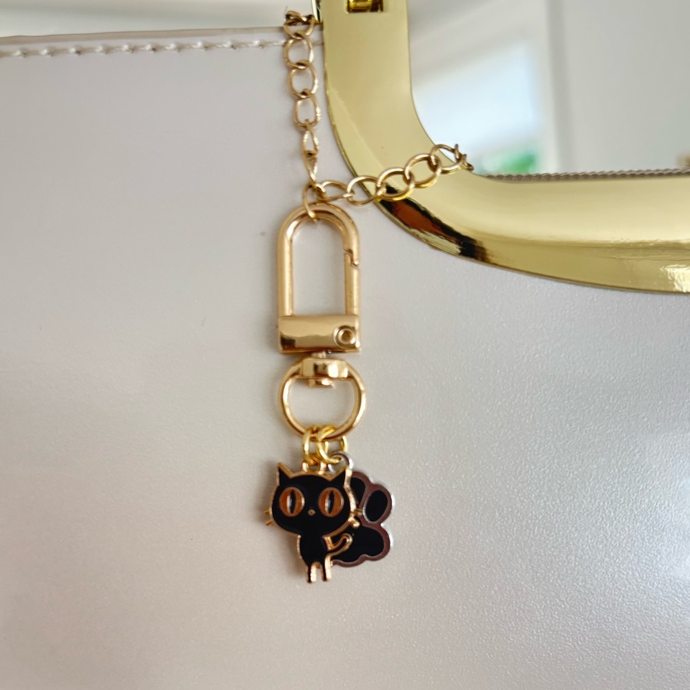 Cat and Paw Bag Charm Keychain - Picture 9 of 9